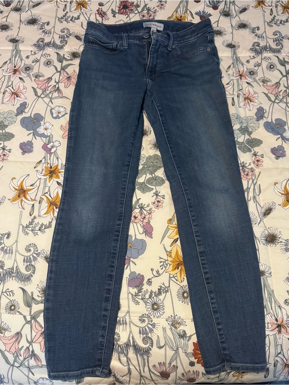 Lucky Brand Women's Skinny Jeans in Dark Blue Wash